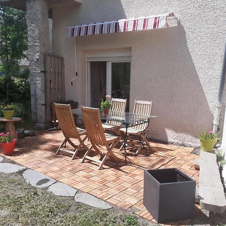 Appartement Rez De Chaussee Avec Terrasse Et Jardin Tence Экстерьер фото