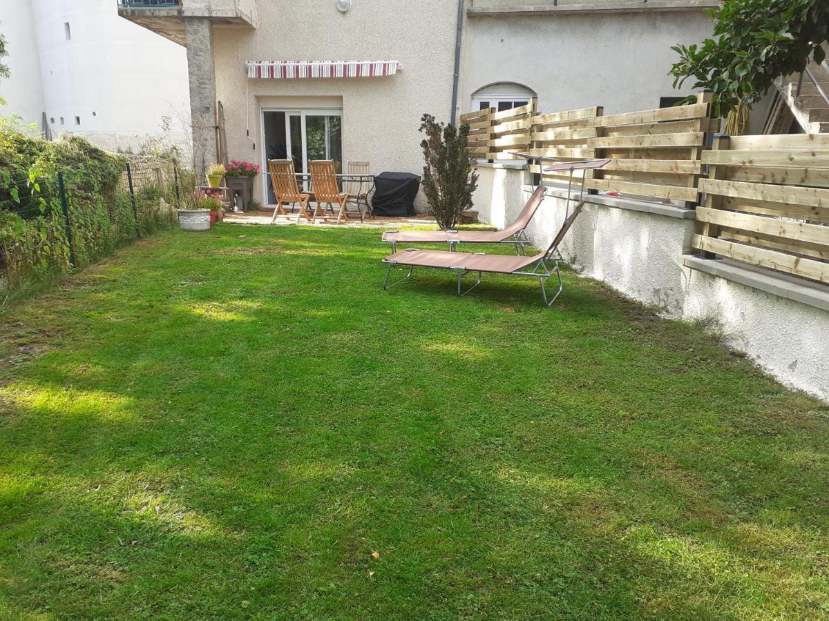 Appartement Rez De Chaussee Avec Terrasse Et Jardin Tence Экстерьер фото